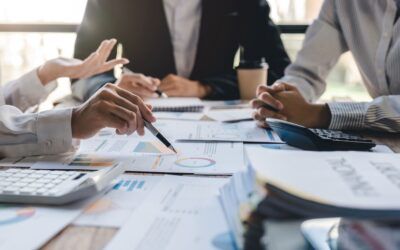 Asesoría jurídica preventiva vs. representación legal: cuándo necesitas cada una (y cuándo las dos)